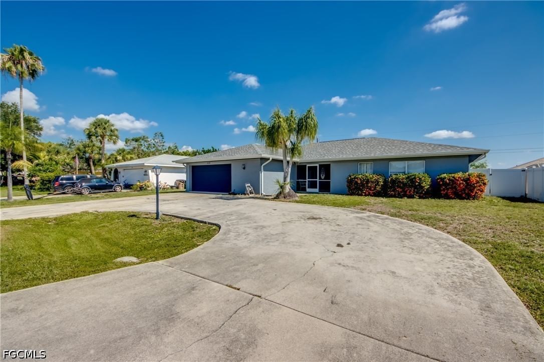 1131 SE 34th Street, Cape Coral, FL 33904 photo 2