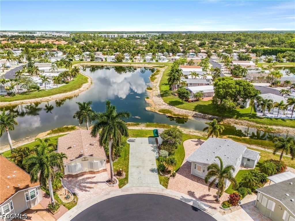3066 Waterview Point, Naples, FL 34120 photo 3