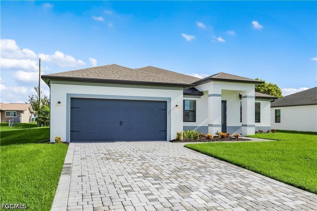 331 Nicholas Parkway E, Cape Coral, FL 33990 photo 2
