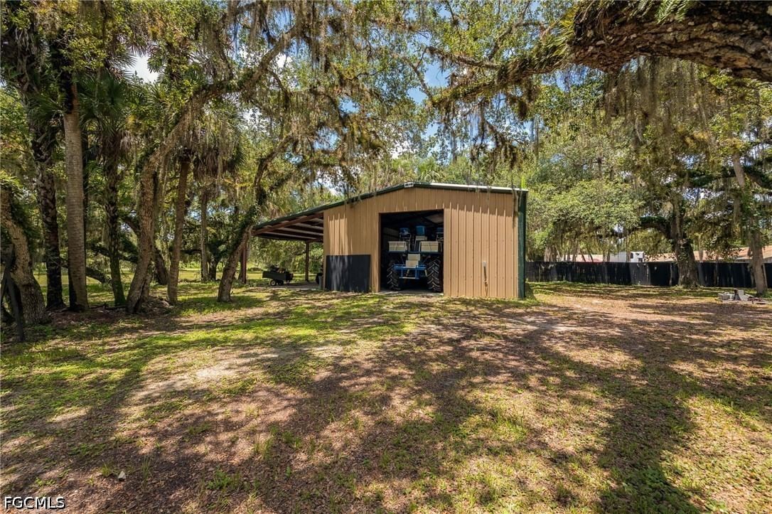 21405 Dooley Grade Road, Clewiston, FL 33440 photo 3