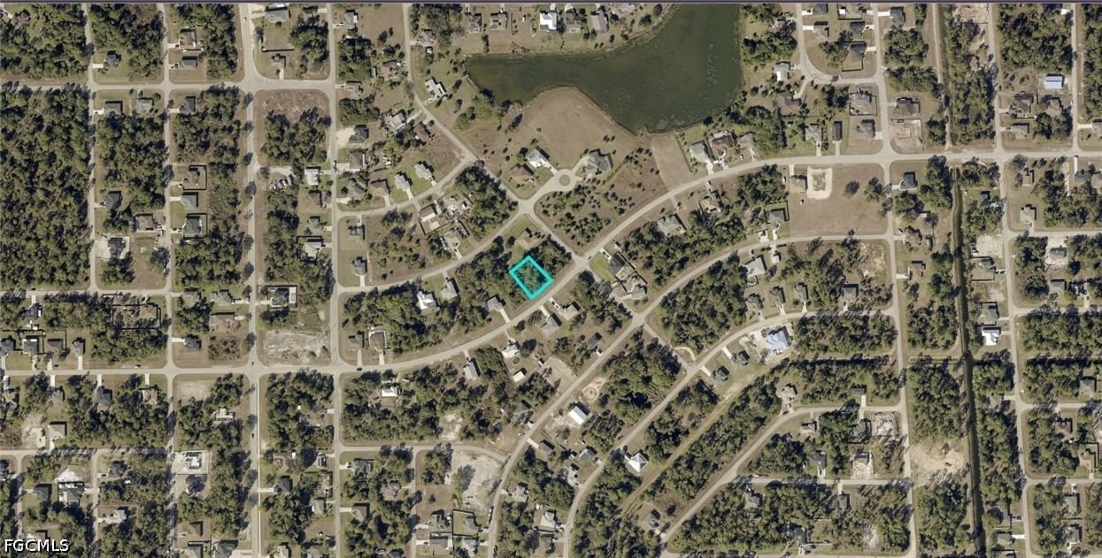 845 Sunrise Boulevard, Lehigh Acres, FL 33974 photo 2