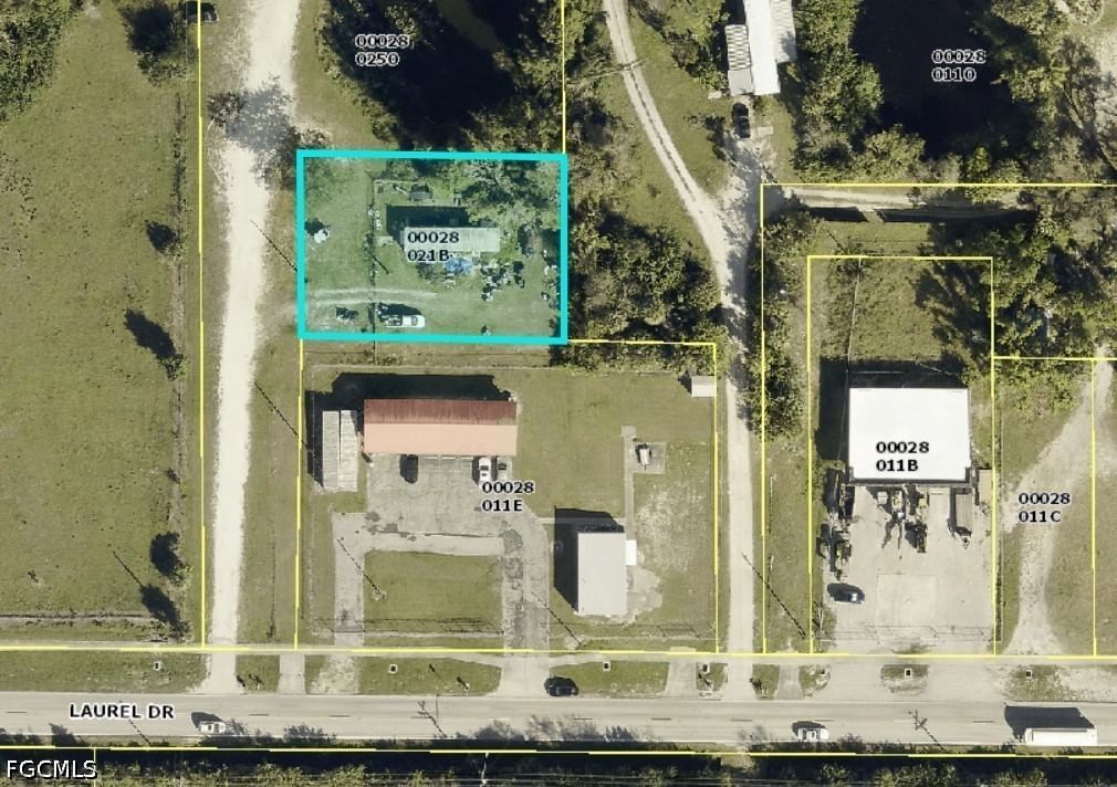 1511 Laurel Drive, North Fort Myers, FL 33917 photo 5