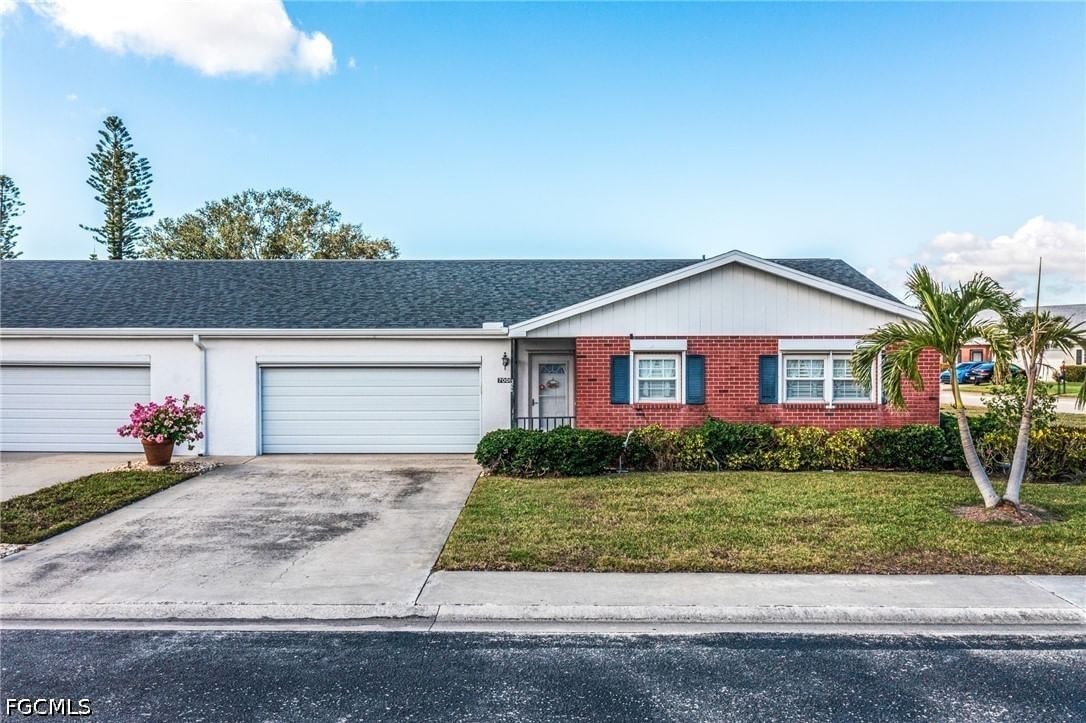 7008 Foxfire Drive, Fort Myers, FL 33919 photo 2