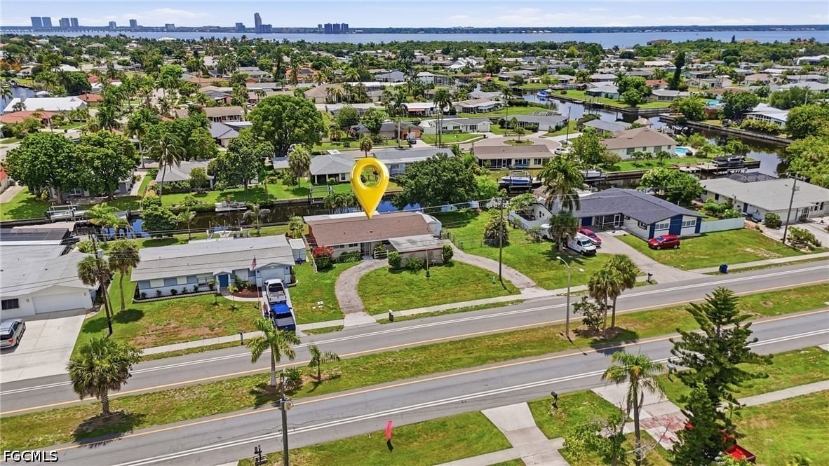 4430 Orange Grove Boulevard, North Fort Myers, FL 33903 photo 5