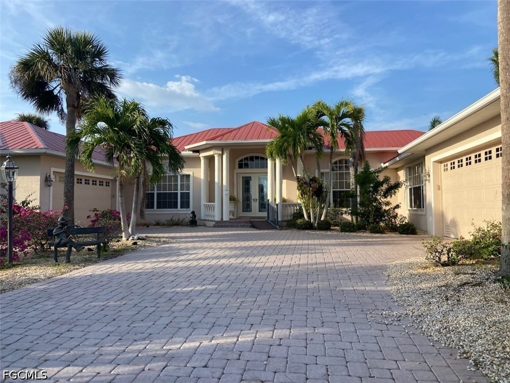 1524 Columbian Drive, Punta Gorda, FL 33950 photo 3