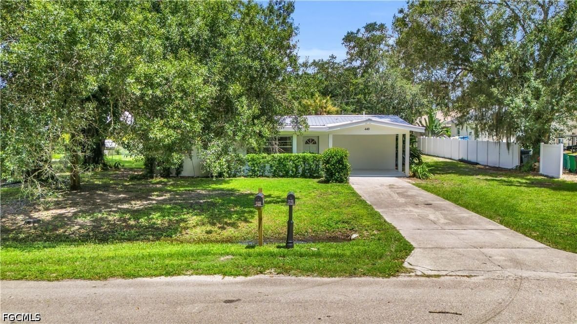 440 6th Avenue, Labelle, FL 33935 photo 4