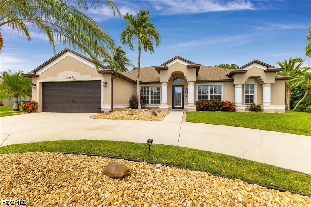 1927 Savona Parkway W, Cape Coral, FL 33914 photo 3