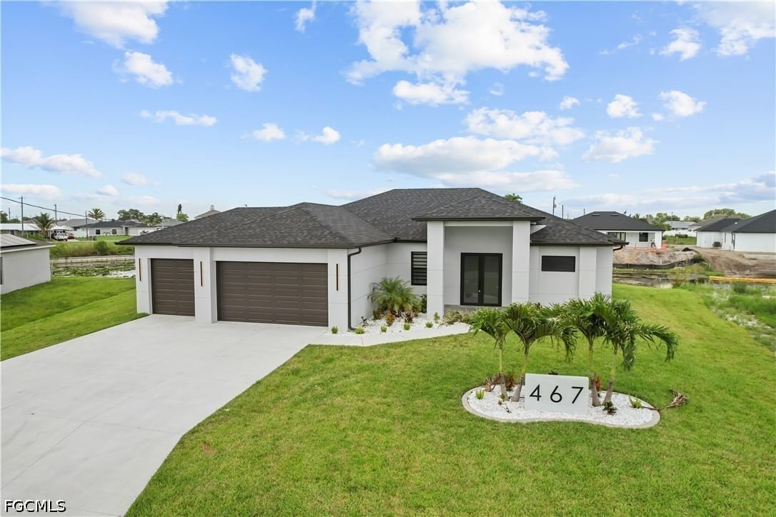467 NE 5th Avenue, Cape Coral, FL 33909 photo 3
