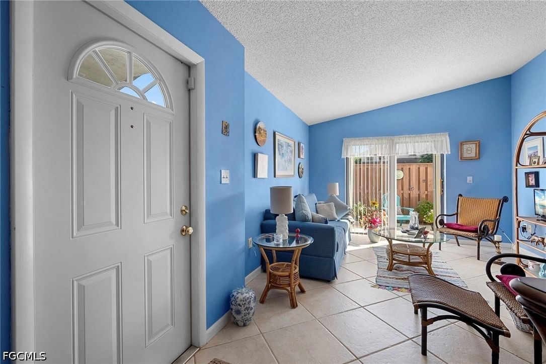 5272 Cedarbend Drive #1, Fort Myers, FL 33919 photo 4