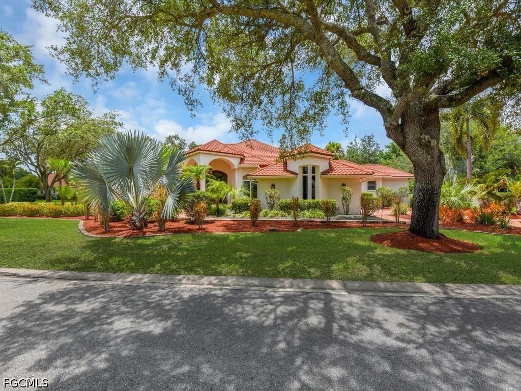11570 Hampton Greens Drive, Fort Myers, FL 33913 photo 2