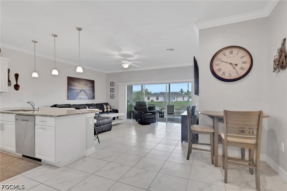 1517 NE 8th Place, Cape Coral, FL 33909 photo 4