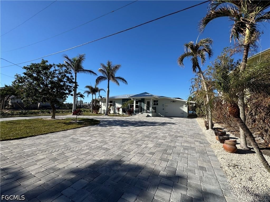 8065 Lagoon Road, Fort Myers Beach, FL 33931 photo 3