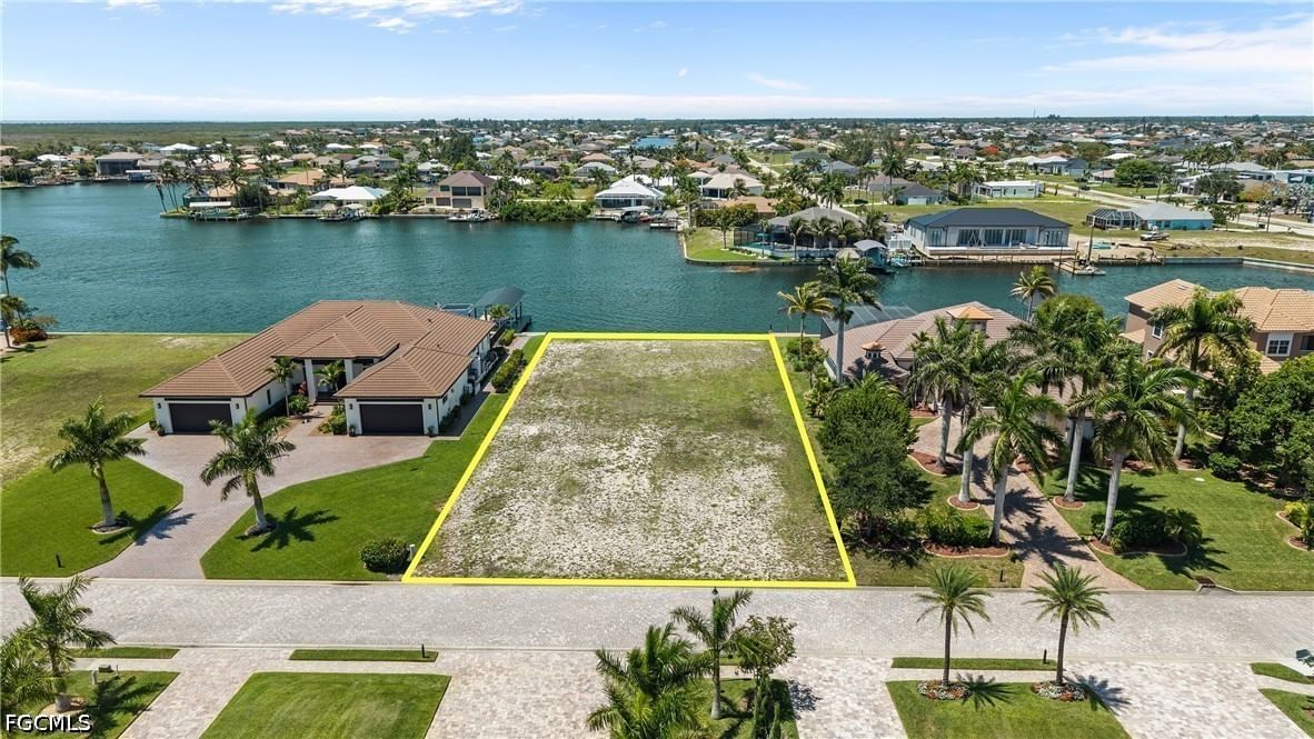897 W Cape Estates Circle, Cape Coral, FL 33993 photo 2