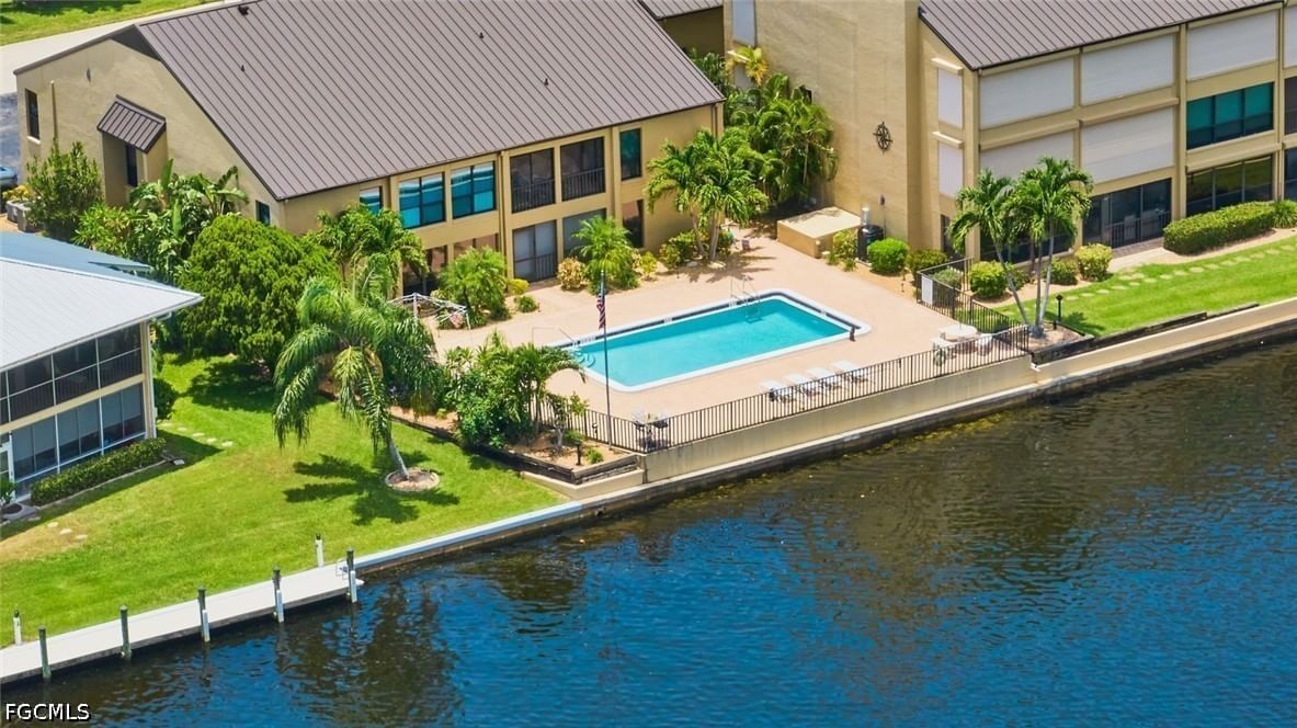 1905 SE 40th Terrace #102, Cape Coral, FL 33904 photo 3