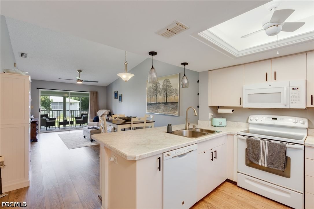 8160 Summerlin Village Circle #507, Fort Myers, FL 33919 photo 4