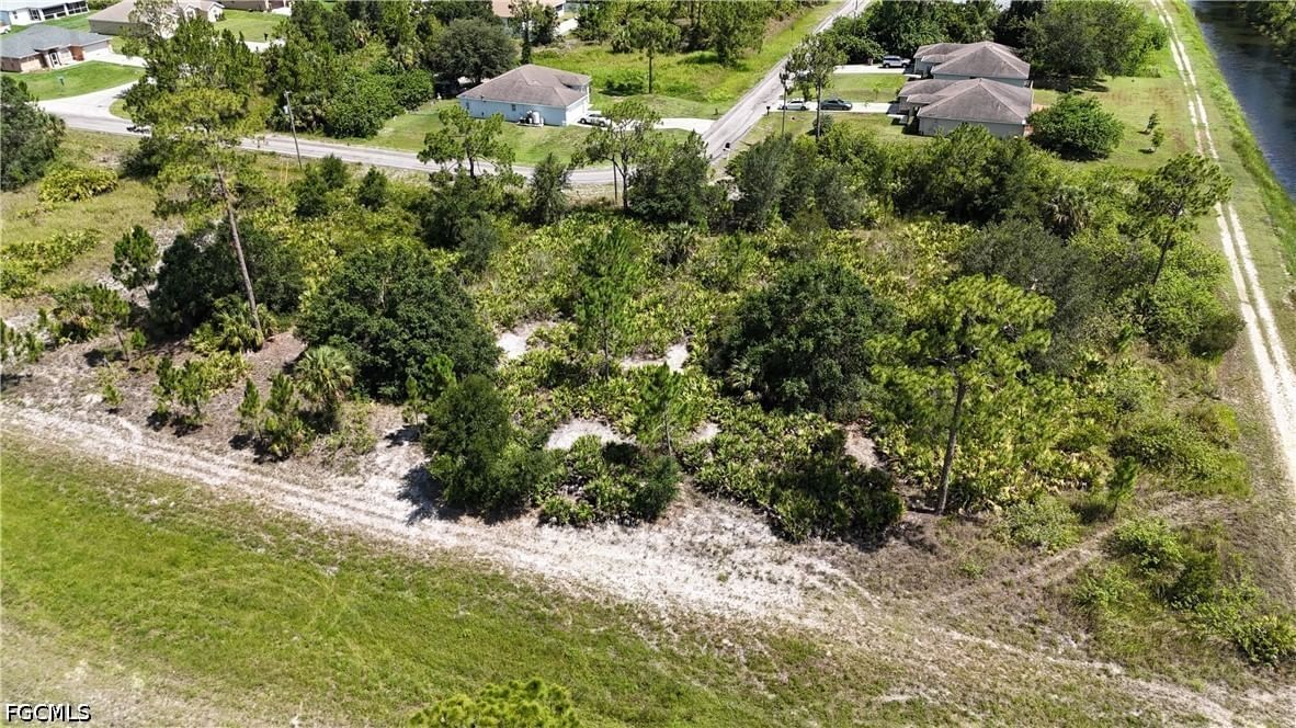 428 McClure Street, Lehigh Acres, FL 33972 photo 3
