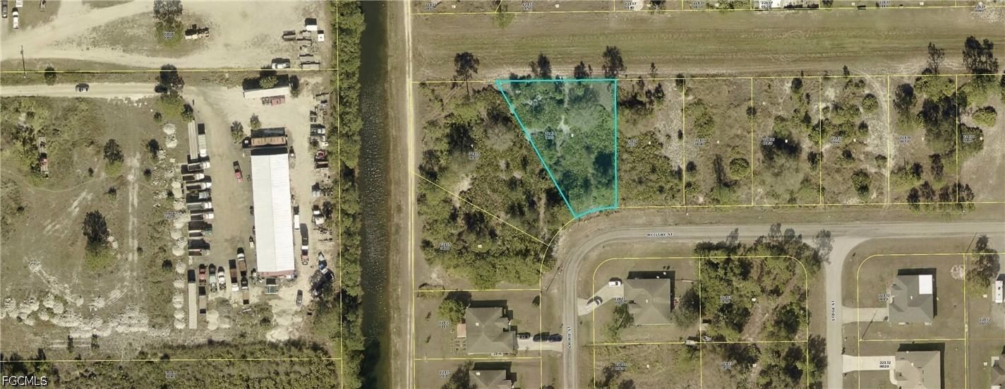 428 McClure Street, Lehigh Acres, FL 33972 photo 5