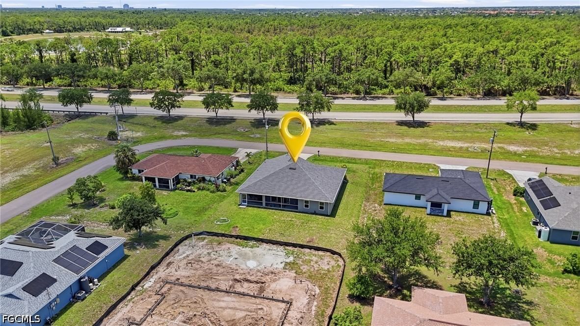 1927 NE 33rd Street, Cape Coral, FL 33909 photo 2
