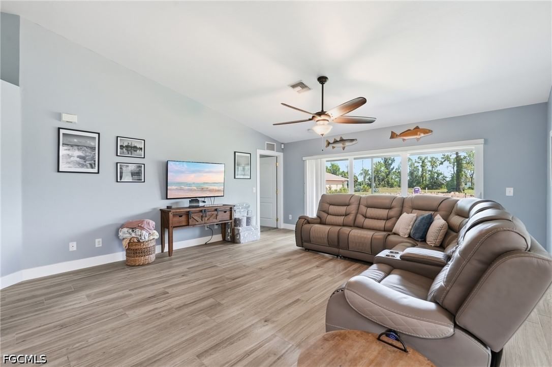 1927 NE 33rd Street, Cape Coral, FL 33909 photo 5