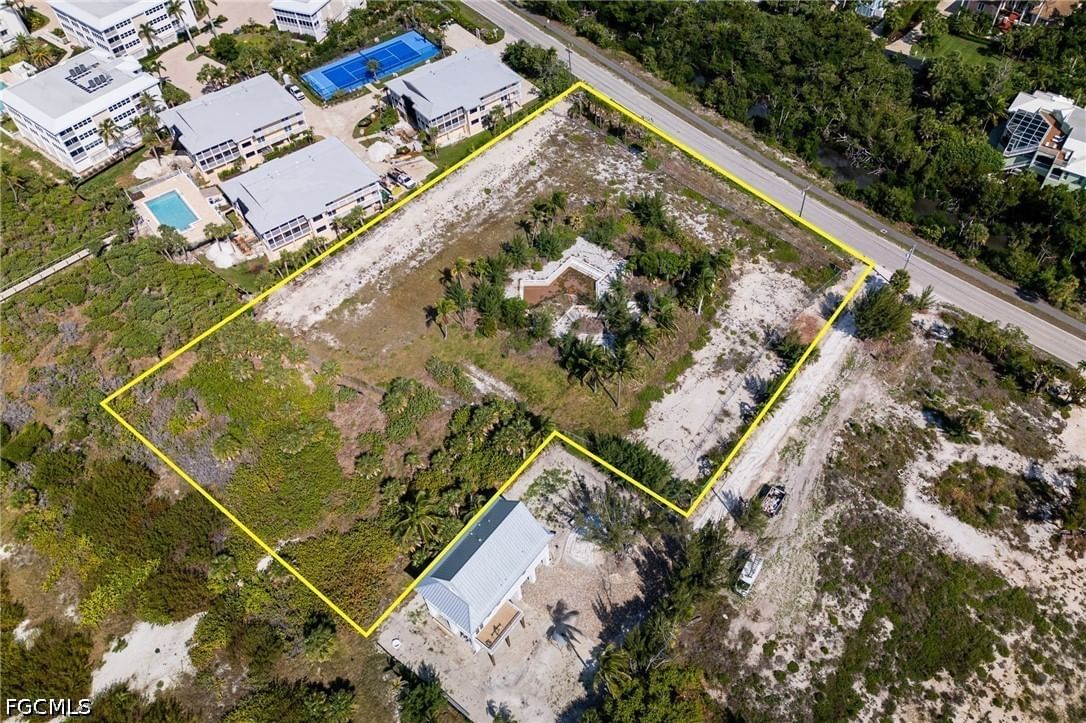 555 E Gulf Drive, Sanibel, FL 33957 photo 3