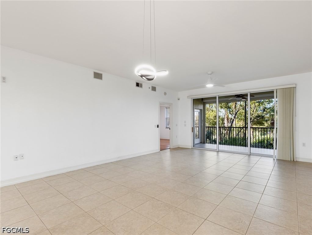 20930 ISLAND SOUND Circle #204, Estero, FL 33928 photo 5