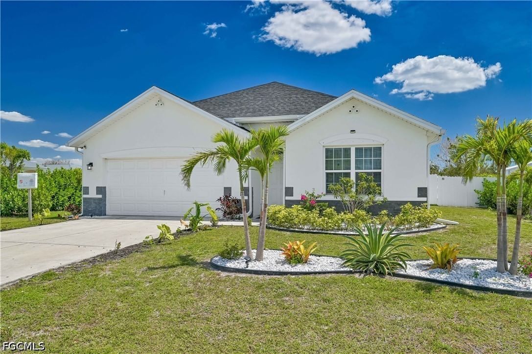 216 SW 29th Street, Cape Coral, FL 33914 photo 2