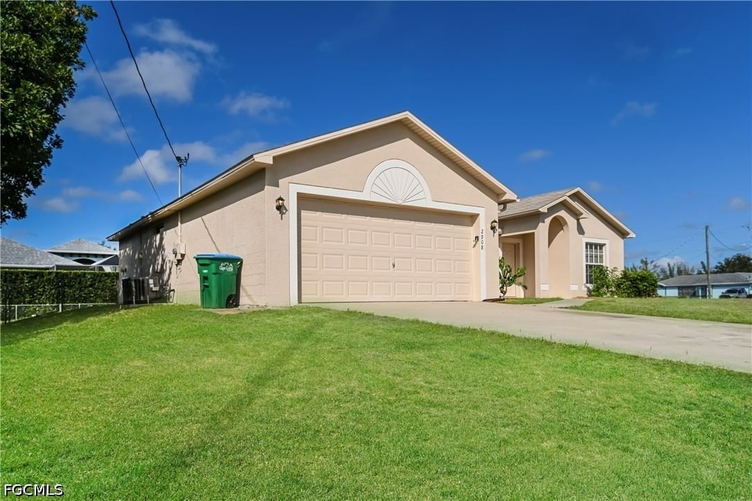 2908 SW 16th Place, Cape Coral, FL 33914 photo 2