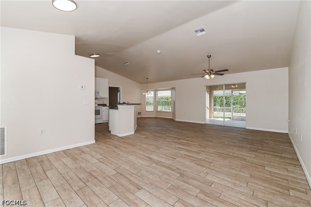 2908 SW 16th Place, Cape Coral, FL 33914 photo 4