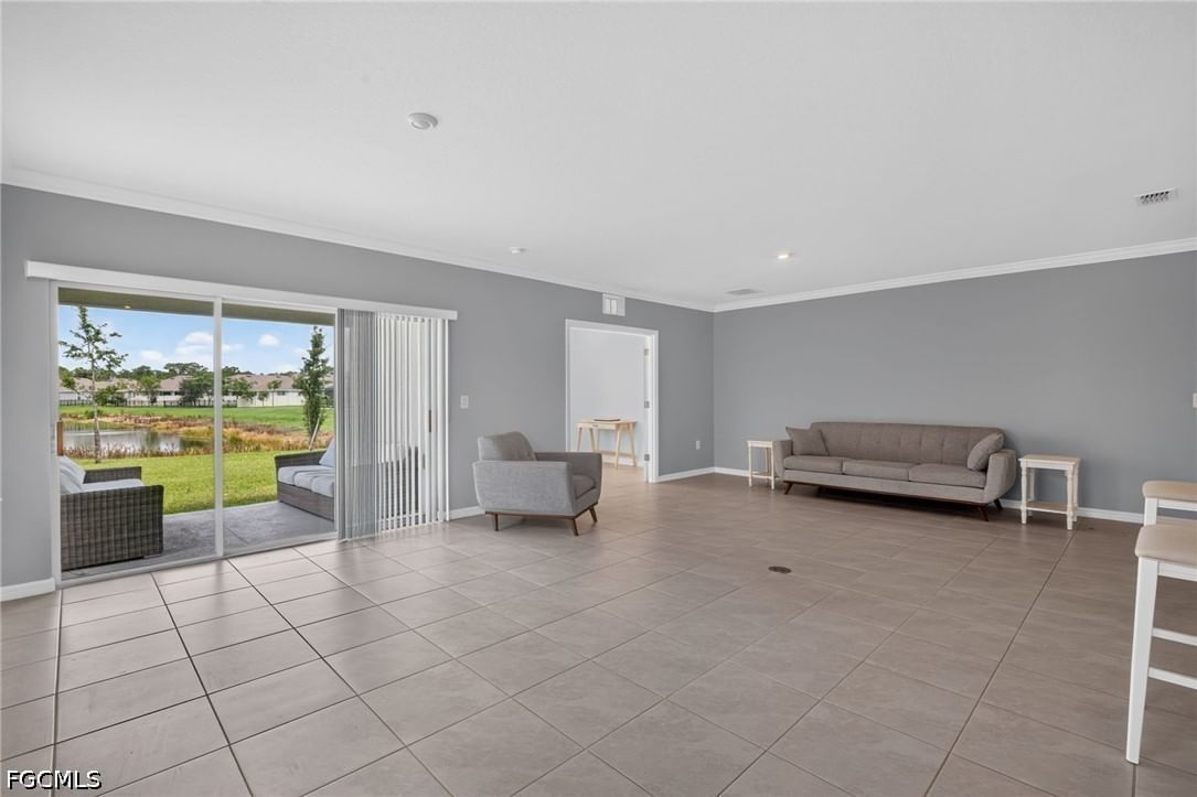 8959 Cascade Price Circle, North Fort Myers, FL 33917 photo 4