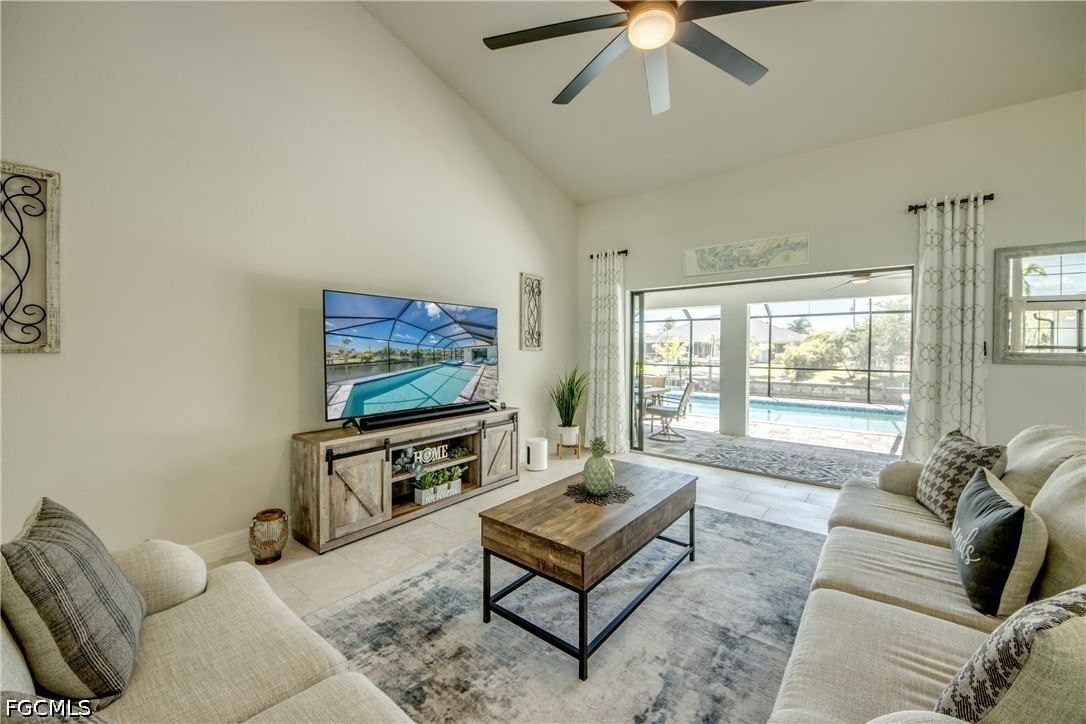 2104 SW 28th Lane, Cape Coral, FL 33914 photo 4