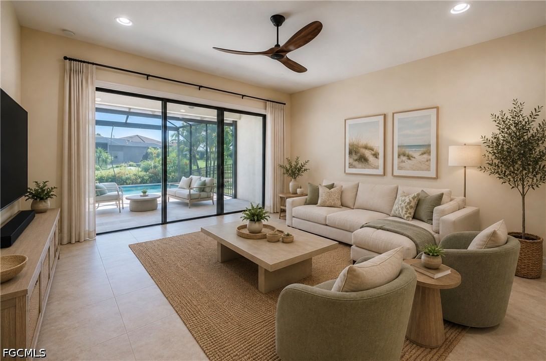 8260 Venetian Pointe Drive, Fort Myers, FL 33908 photo 4