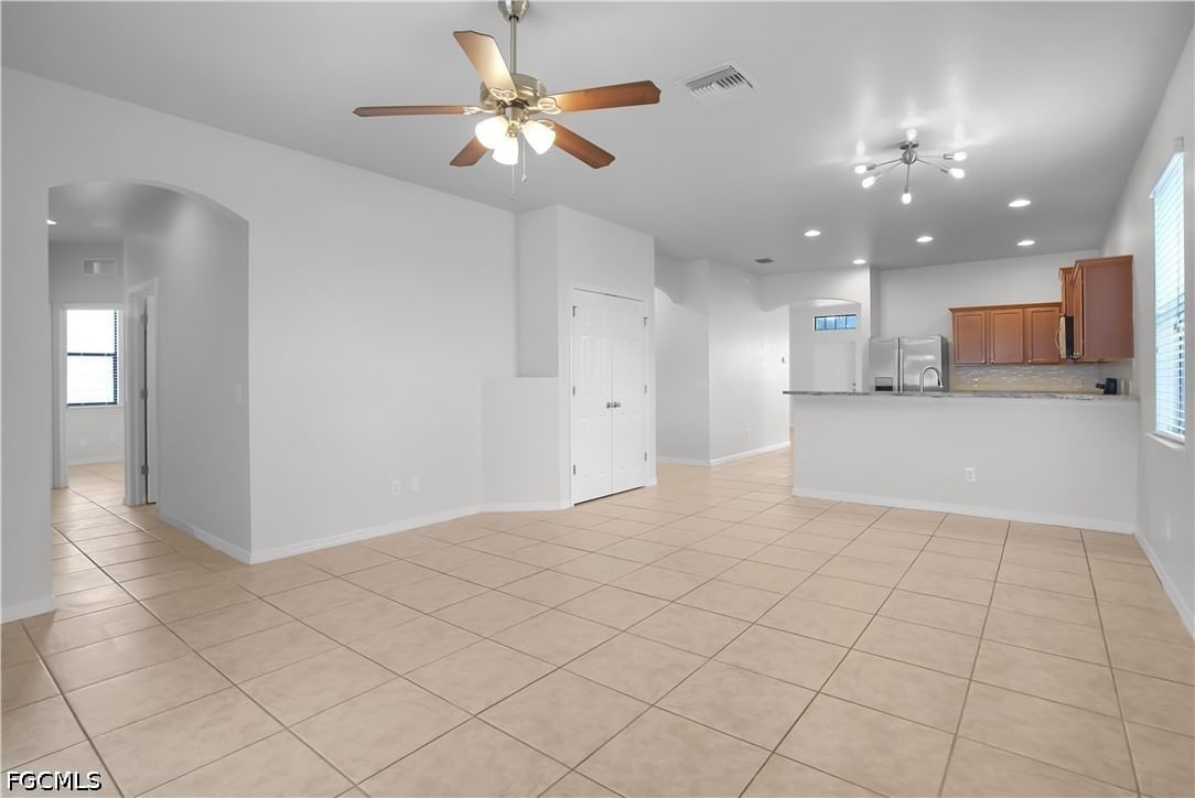 820 SW 9th Avenue, Cape Coral, FL 33991 photo 5