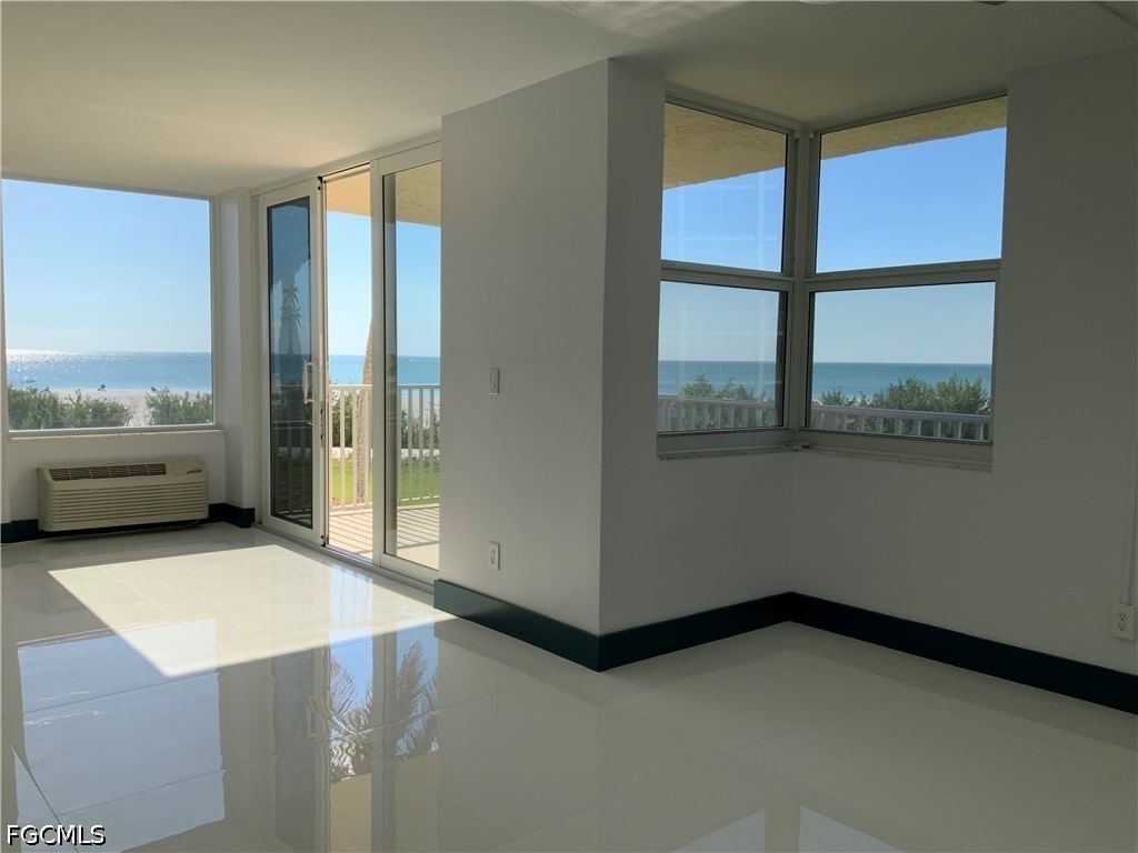 7300 Estero Boulevard #106, Fort Myers Beach, FL 33931 photo 2