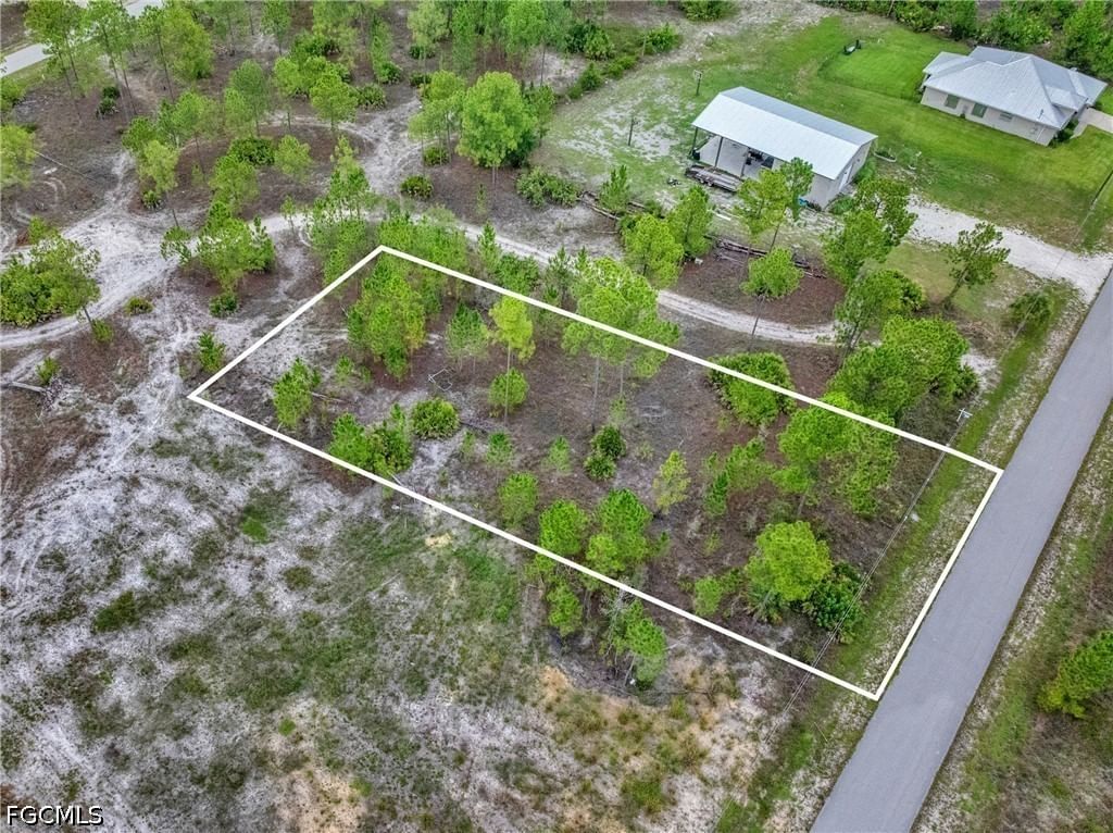 1109 Jackson Avenue, Lehigh Acres, FL 33972 photo 2