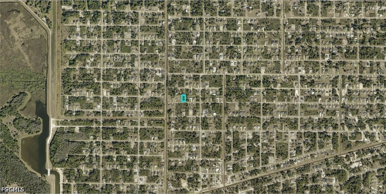3008 40th Street W, Lehigh Acres, FL 33971 photo 3
