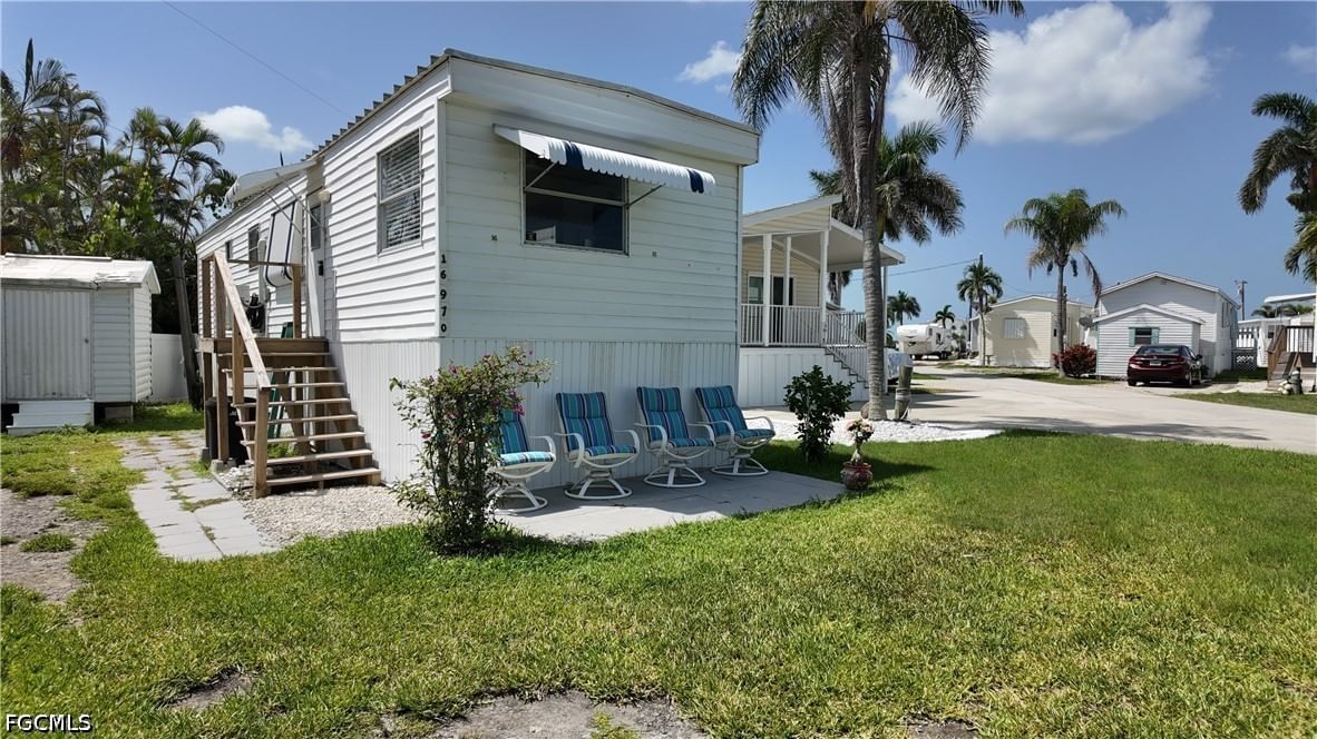 16970 Fishermans Cove, Bokeelia, FL 33922 photo 2