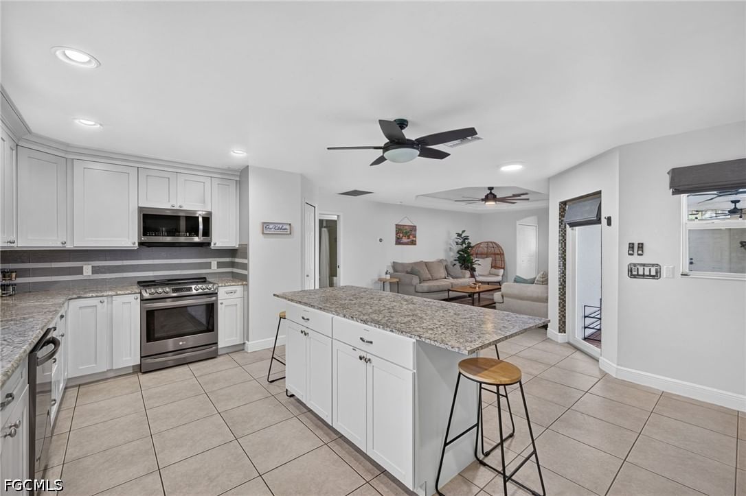 2309 SW 27th Street, Cape Coral, FL 33914 photo 4
