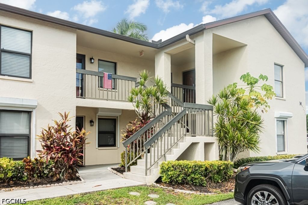 9275 Lake Park Drive #204, Fort Myers, FL 33919 photo 2