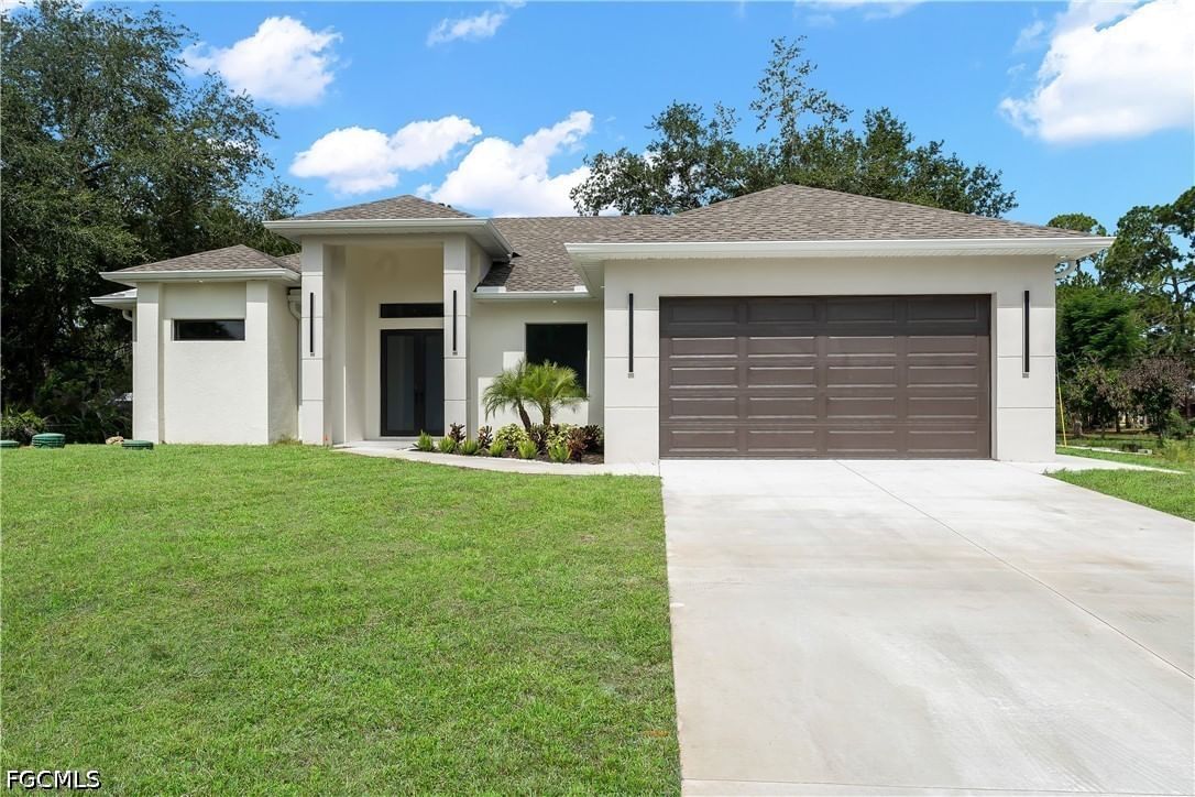 619 Sheldon Avenue, Lehigh Acres, FL 33936 photo 2