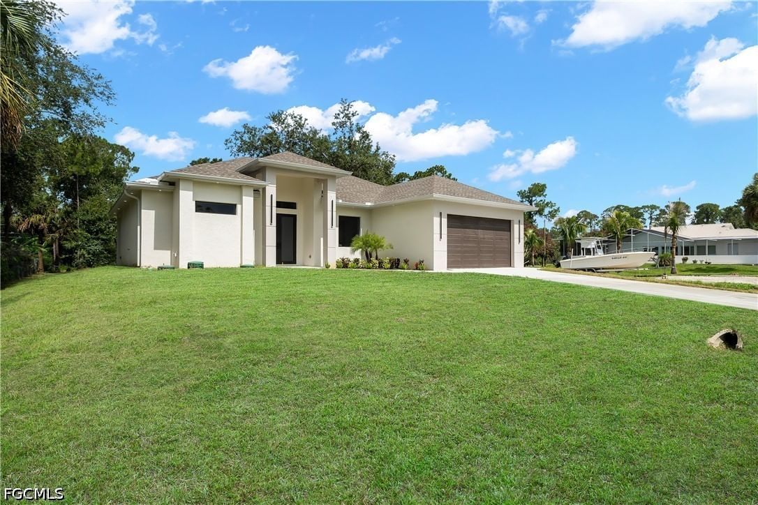 619 Sheldon Avenue, Lehigh Acres, FL 33936 photo 3