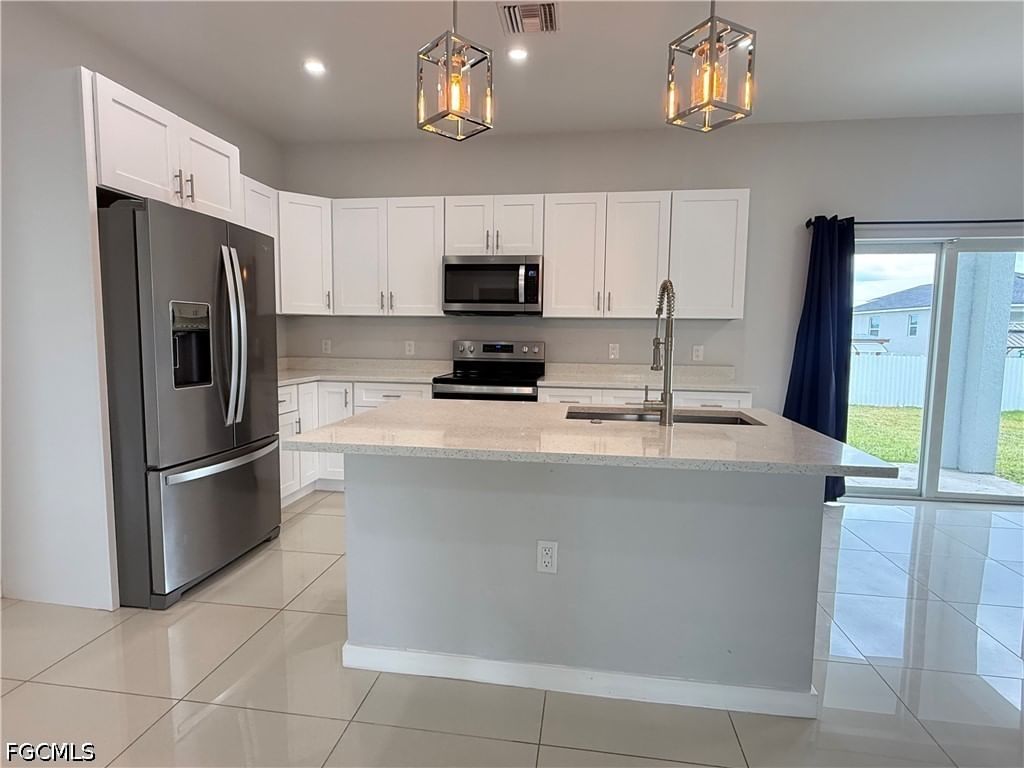 364 Progress Avenue, Lehigh Acres, FL 33974 photo 4