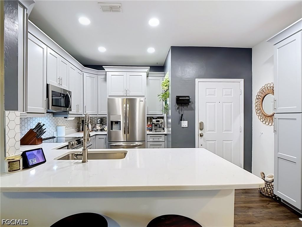 4241 Bellasol Circle #1923, Fort Myers, FL 33916 photo 3