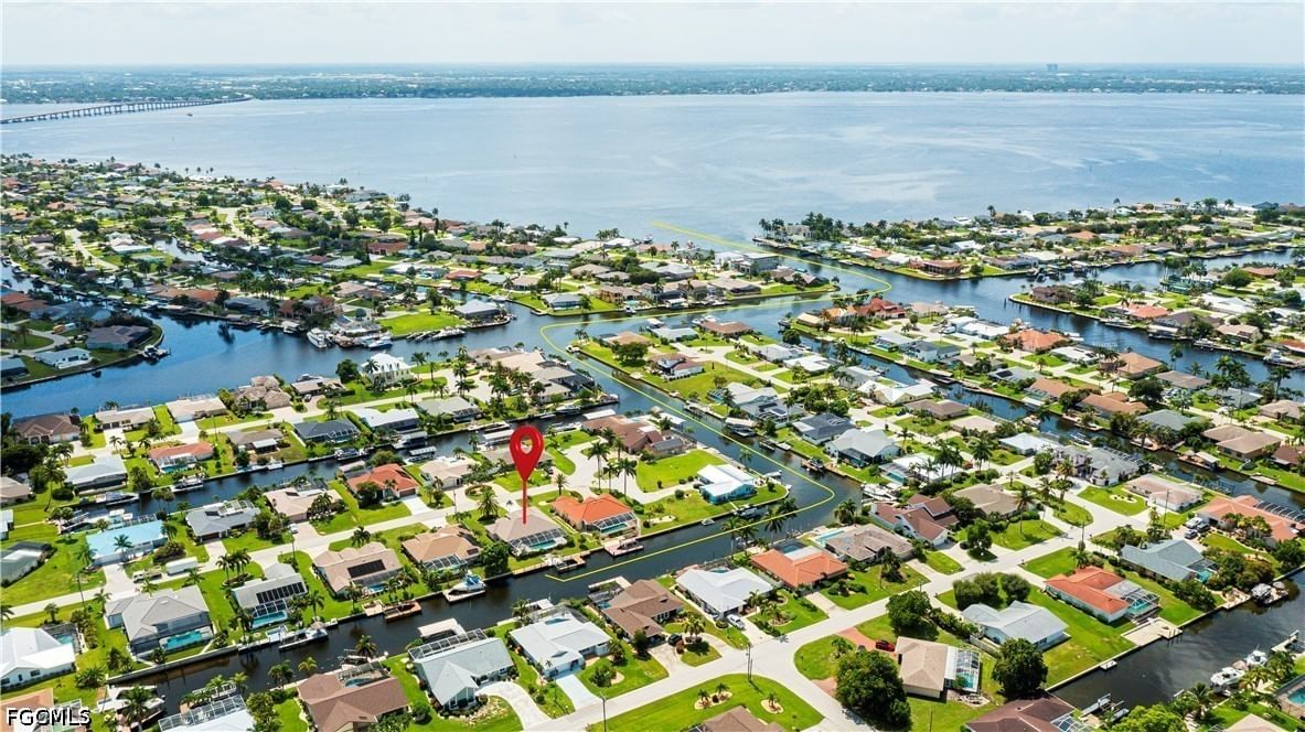 2606 SE 21st Avenue, Cape Coral, FL 33904 photo 3