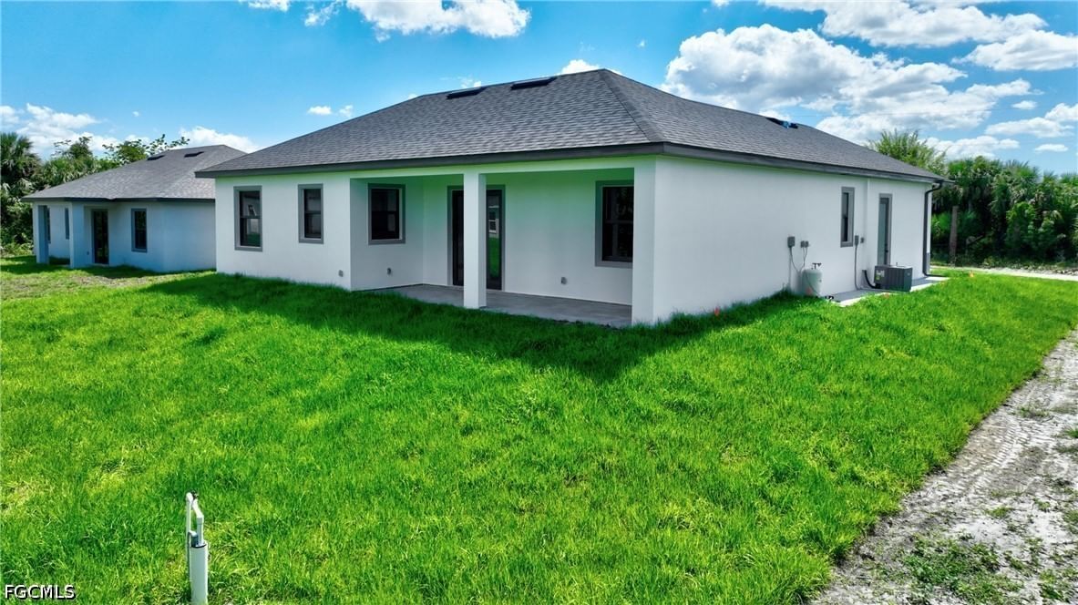 317 Lancelot Avenue, Lehigh Acres, FL 33974 photo 5