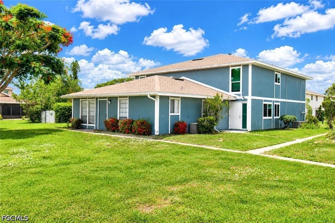 5837 Queen Elizabeth Way #3, Fort Myers, FL 33907 photo 3