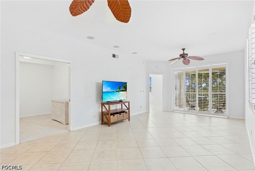 9350 Highland Woods Boulevard #4308, Bonita Springs, FL 34135 photo 5