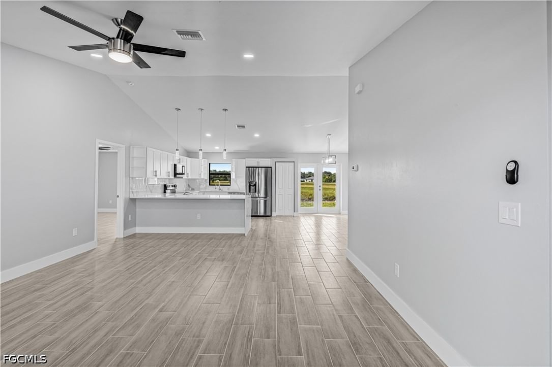 1055 Pluto Court, Labelle, FL 33935 photo 5
