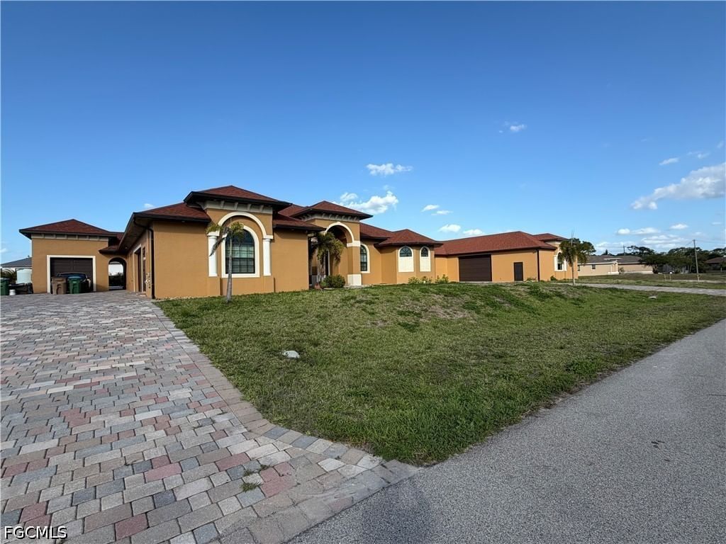 2633 NW 24th Street, Cape Coral, FL 33993 photo 2