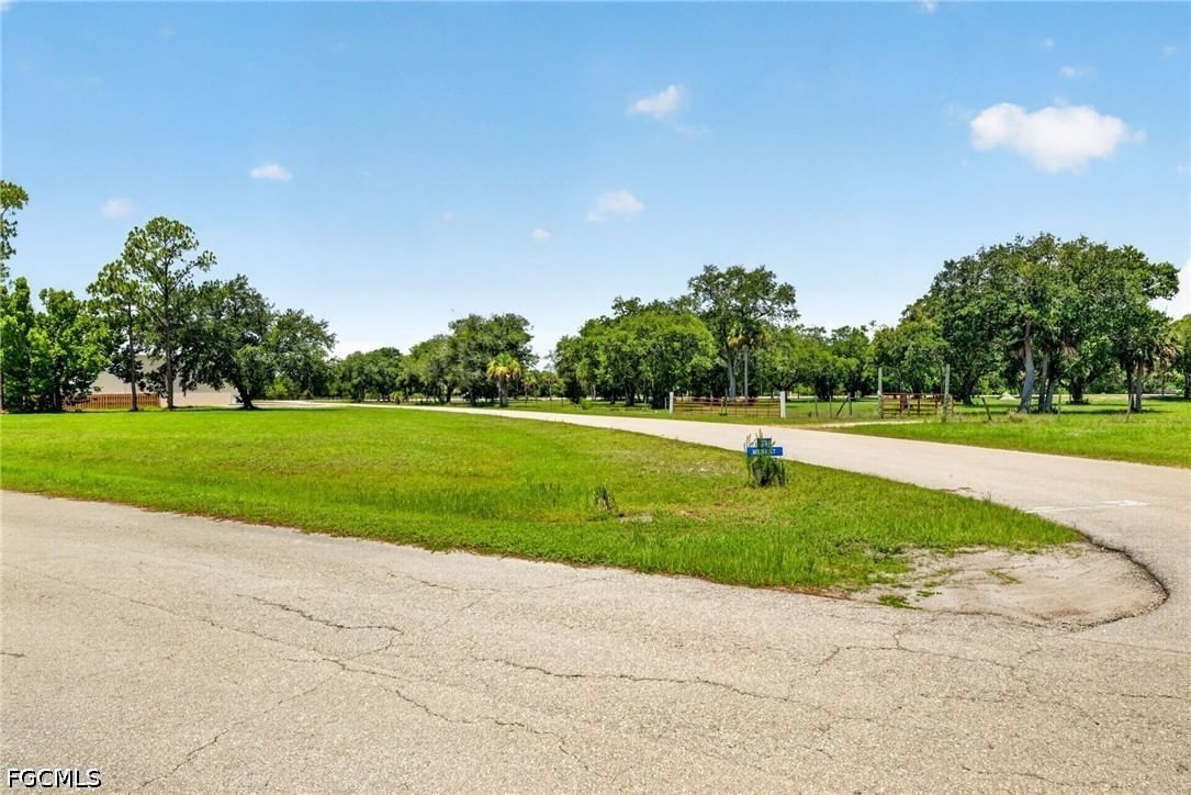 Corner School Ln and Wood St, Fort Myers, FL 33905
