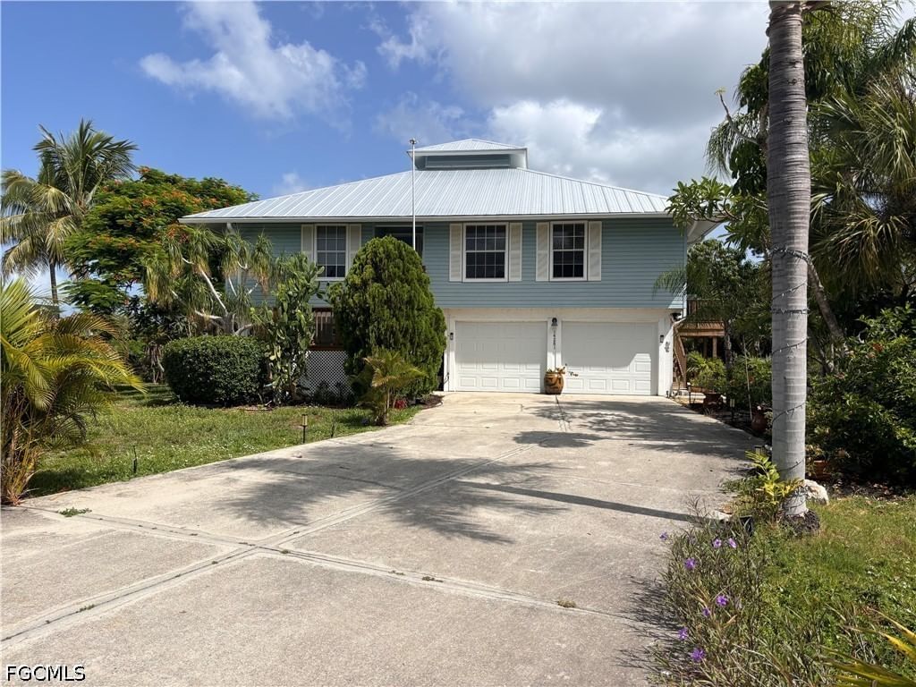 14281 Pacosin Court, Bokeelia, FL 33922 photo 2